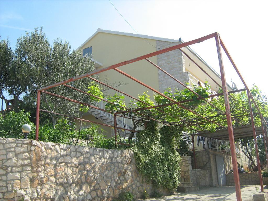טרוגיר Apartments Marina מראה חיצוני תמונה