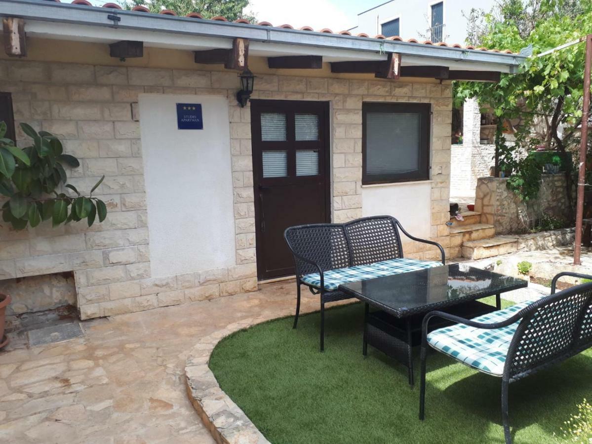 טרוגיר Apartments Marina מראה חיצוני תמונה
