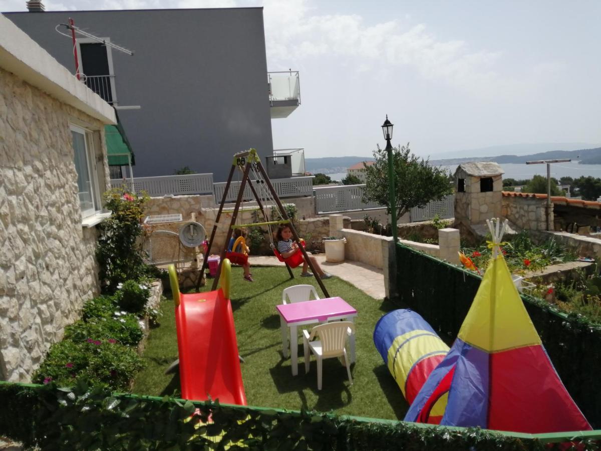 טרוגיר Apartments Marina מראה חיצוני תמונה